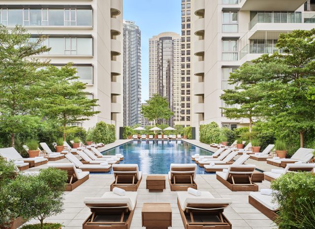 Pool_49743